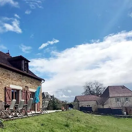 Maison Familiale Lotoise Hébergement de vacances Strenquels